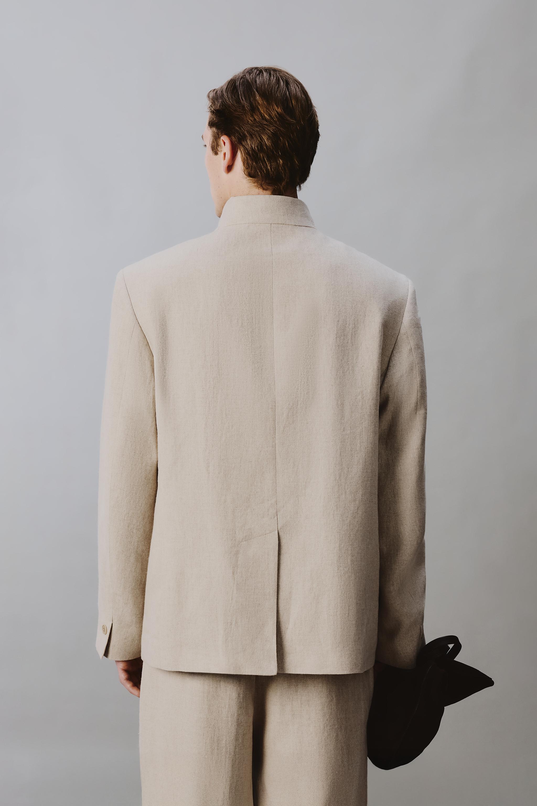 RELAXED FIT DOUBLE BREASTED SUIT BLAZER